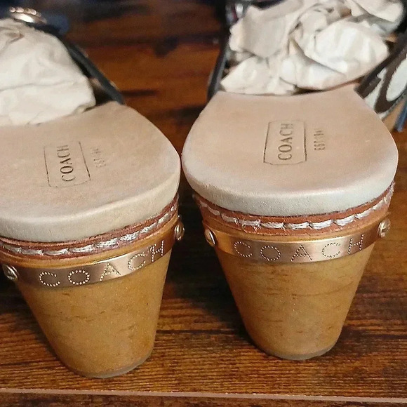 AUTHENTIC COACH LARGE C SIGNATURE BROWN/TAN KITTEN HEEL WOMEN'S 7.5 - Picture 6 of 12